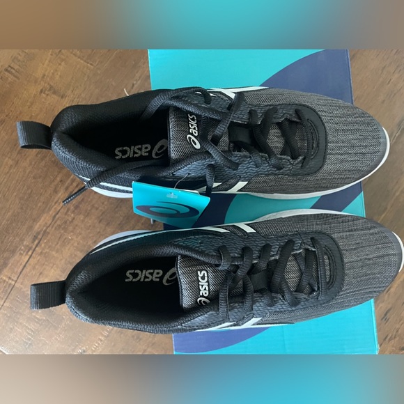 ASICS NWT - Picture 4 of 7